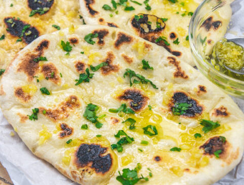 Plain/Butter/Garlic Naan